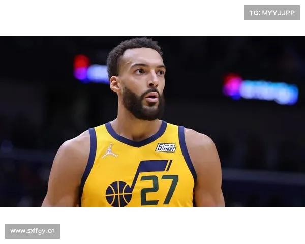 3B组合!湖人官方晒詹眉威三人合照:Brow x Brodie x Bron 3B组合!湖人官方晒詹眉威三人合照:Brow x Brodie x Bron